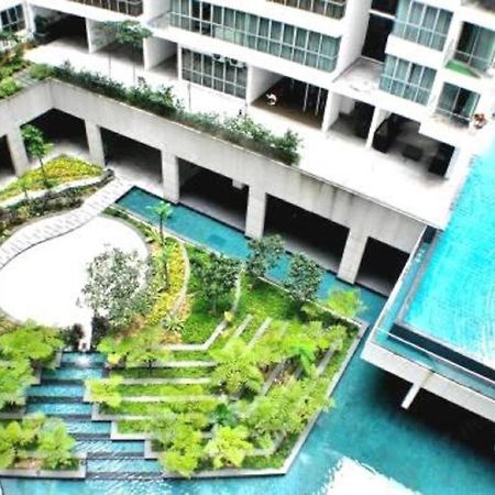 Regalia Skypool Klcc Albergue Kuala Lumpur Exterior foto