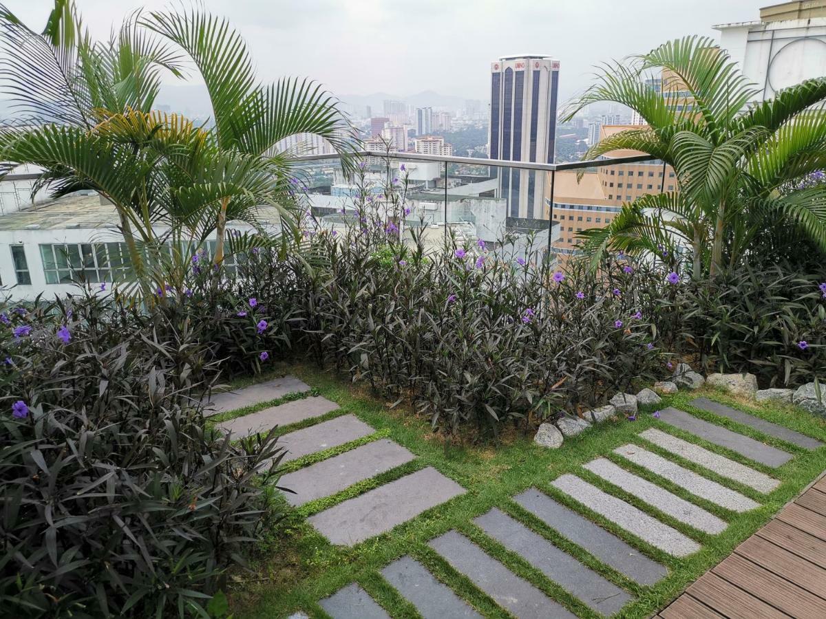 Regalia Skypool Klcc Albergue Kuala Lumpur Exterior foto