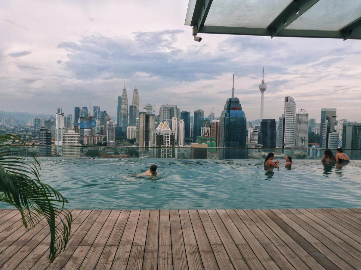 Regalia Skypool Klcc Albergue Kuala Lumpur Exterior foto