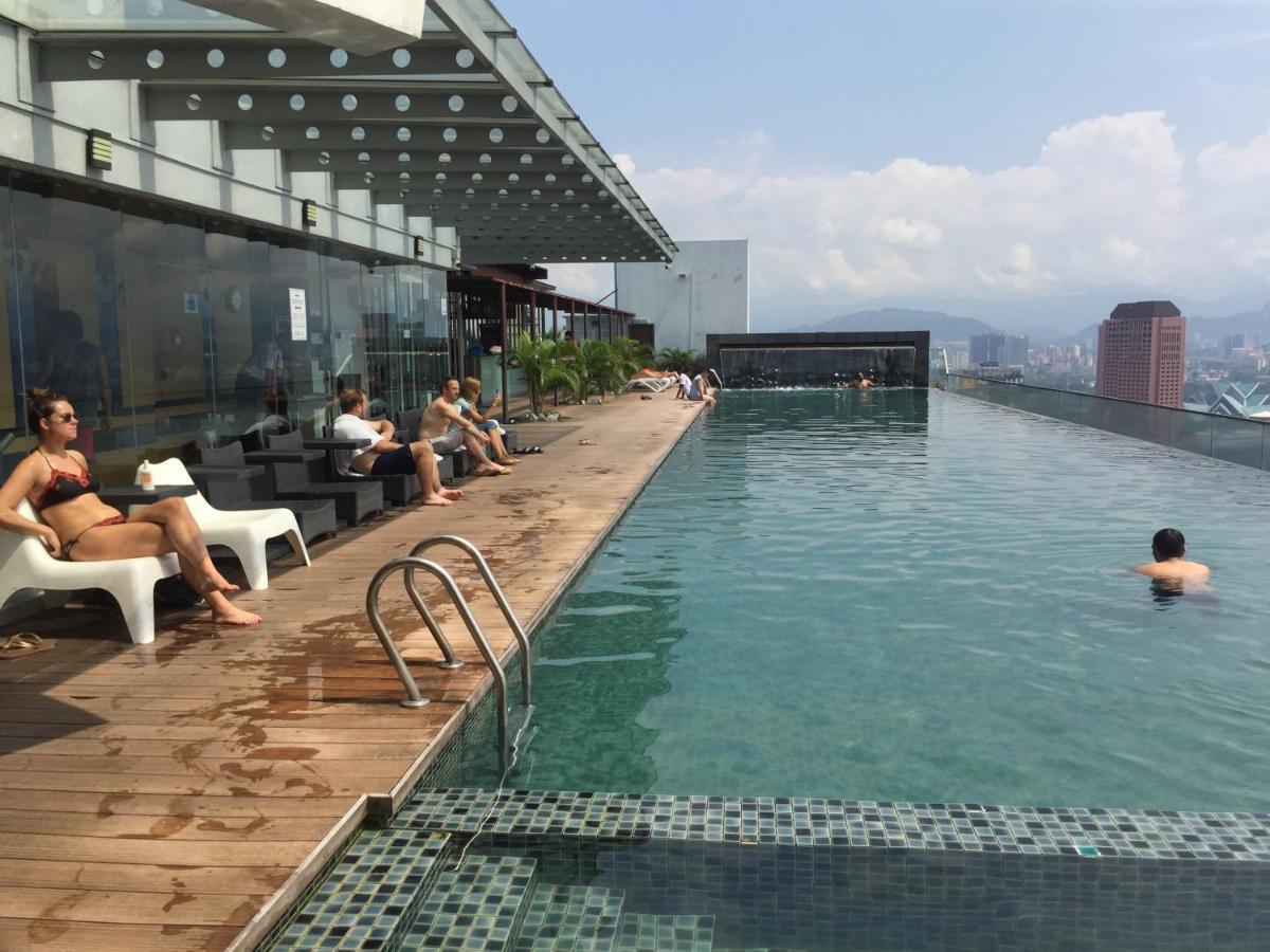 Regalia Skypool Klcc Albergue Kuala Lumpur Exterior foto