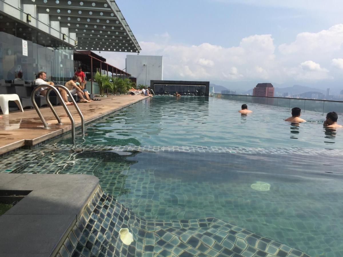 Regalia Skypool Klcc Albergue Kuala Lumpur Exterior foto