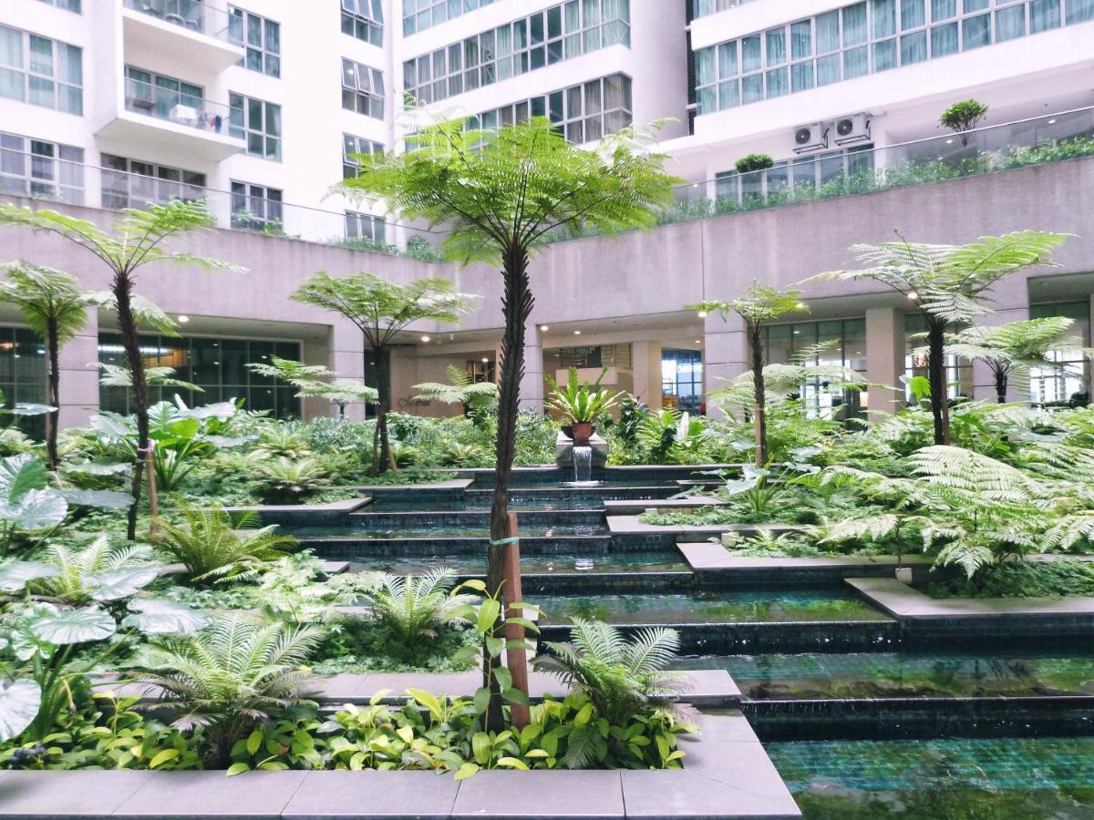 Regalia Skypool Klcc Albergue Kuala Lumpur Exterior foto